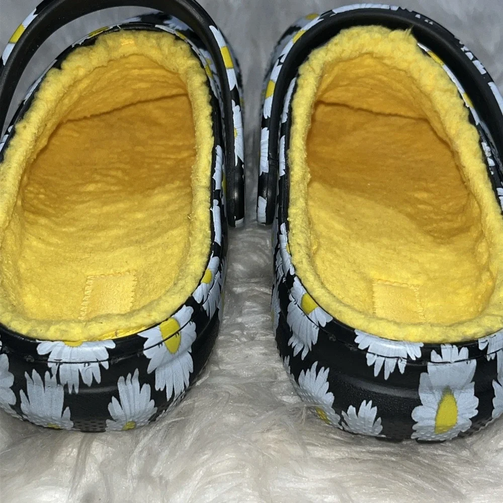 Crocs Classic Clog Shoes Women's 9 Black White Yellow Floral Print Lined Slip On - Picture 12 of 12